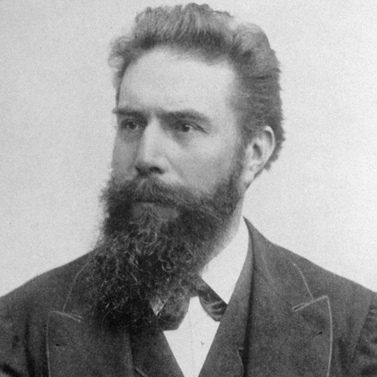 文蔓蔓頭像信息