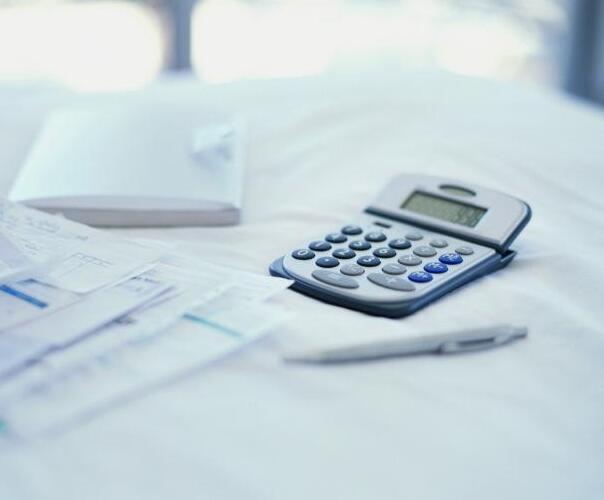 服裝費用屬于什么費用類型?